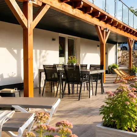 Moderne Zur Aussicht Mit Panorama-terrasse *