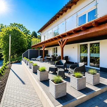 Apartment Moderne Zur Aussicht Mit Panorama-terrasse Schwalefeld