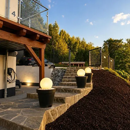 Moderne Zur Aussicht Mit Panorama-terrasse *