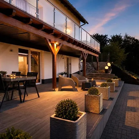 Apartment Moderne Zur Aussicht Mit Panorama-terrasse
