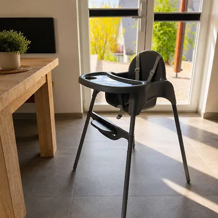 Moderne Zur Aussicht Mit Panorama-terrasse Apartment